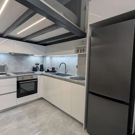 Mary's Loft Apartment Tripoli