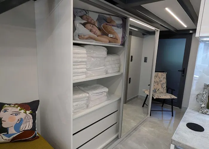 Mary's Loft Apartment *